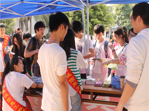 艾滋病2.21.jpg